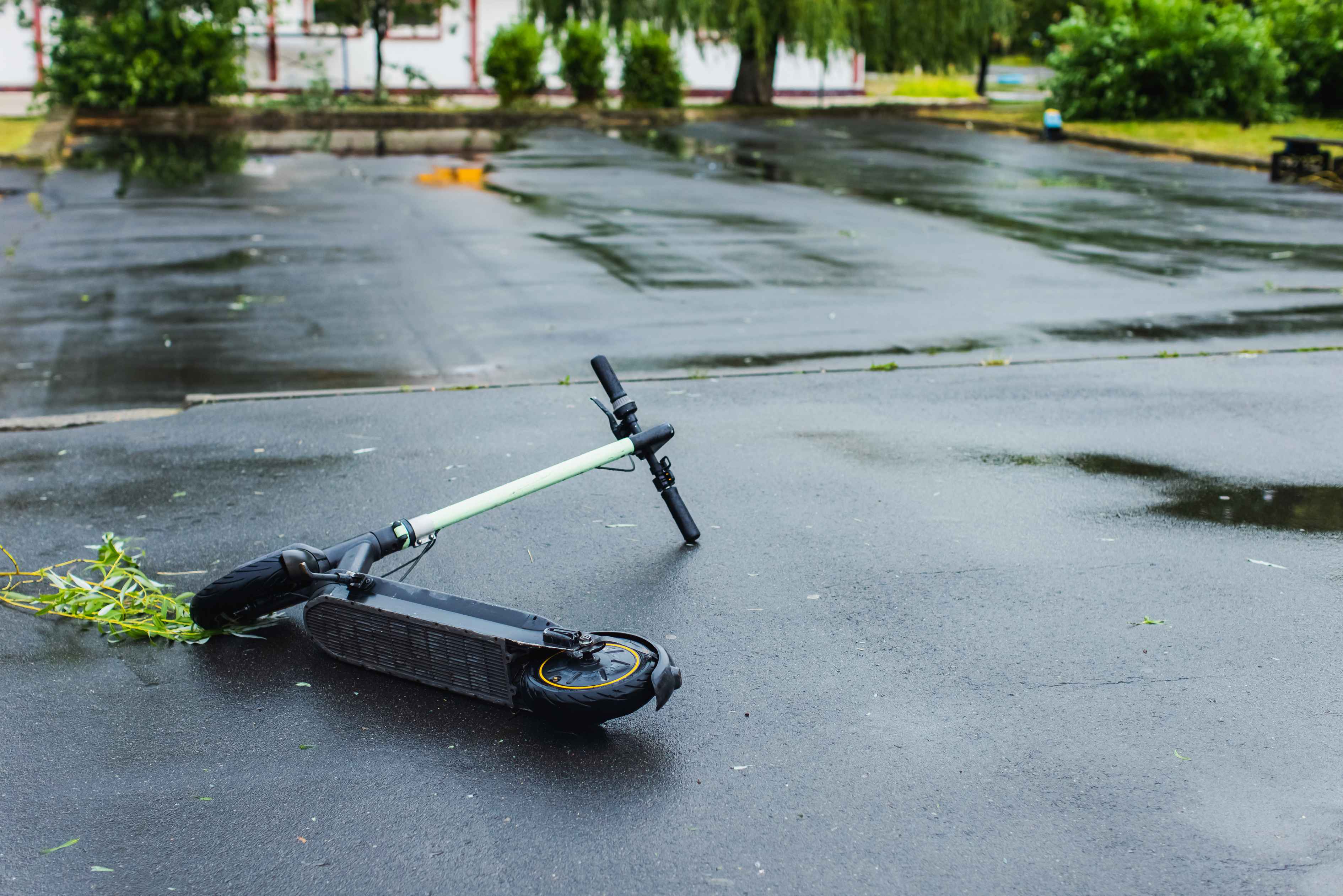 How Long Do E-Scooter Injury Claims Take in Los Angeles? | Timeline Guide