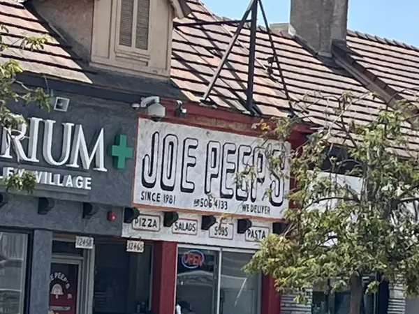 Joe Peep's NY Pizza on Magnolia Blvd, Valley Village